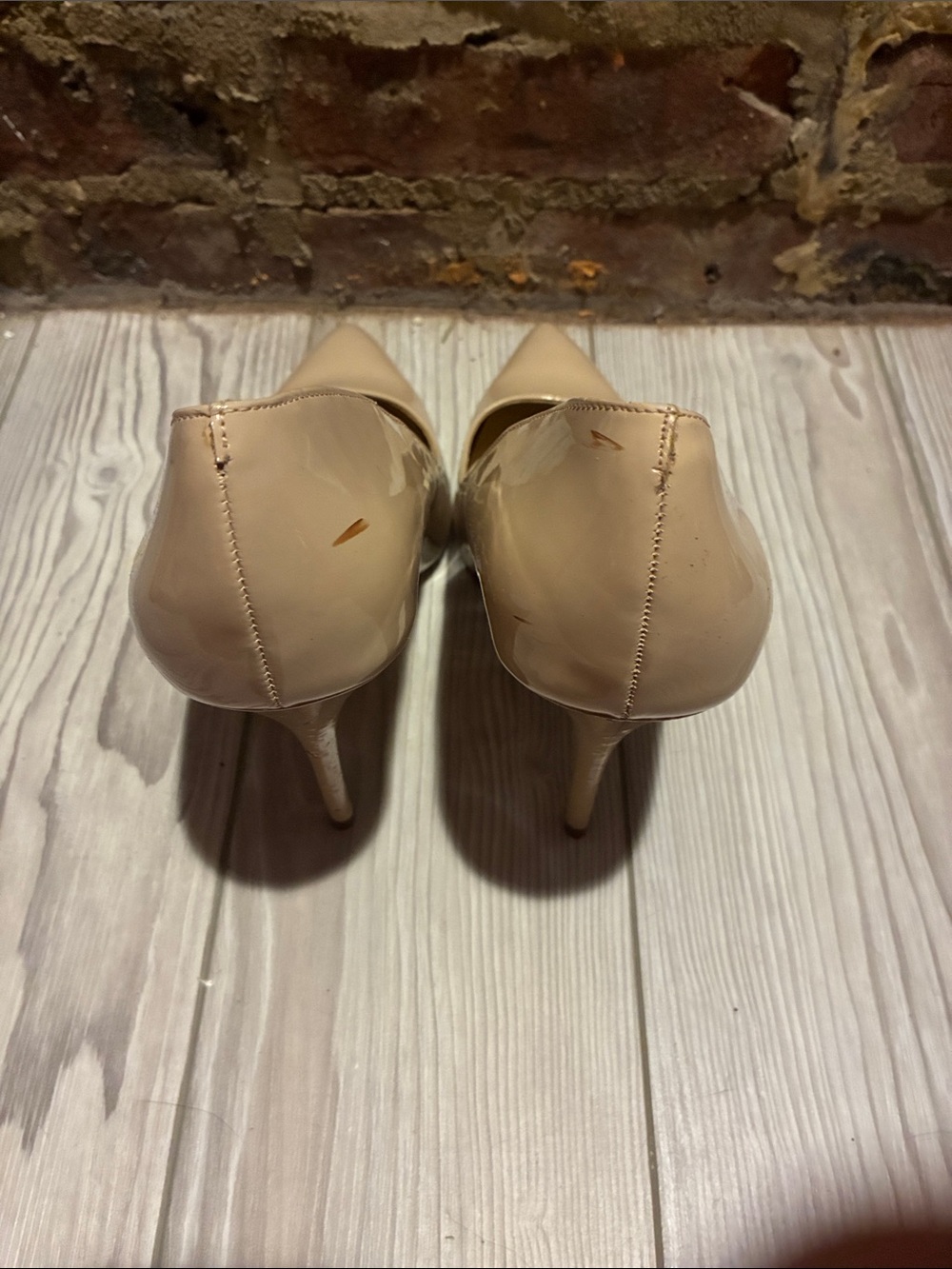Jessica Simpson Nude Patent Pointed Toe Pumps - Picture 6 of 8
